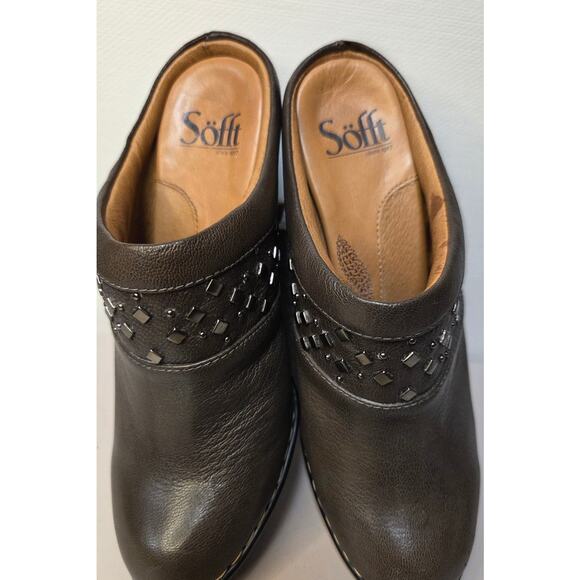 Sofft High Heels Clogs Mules Shoes Sz 8M Dark Olive. Black Heel and Nickel Studs - Picture 8 of 16